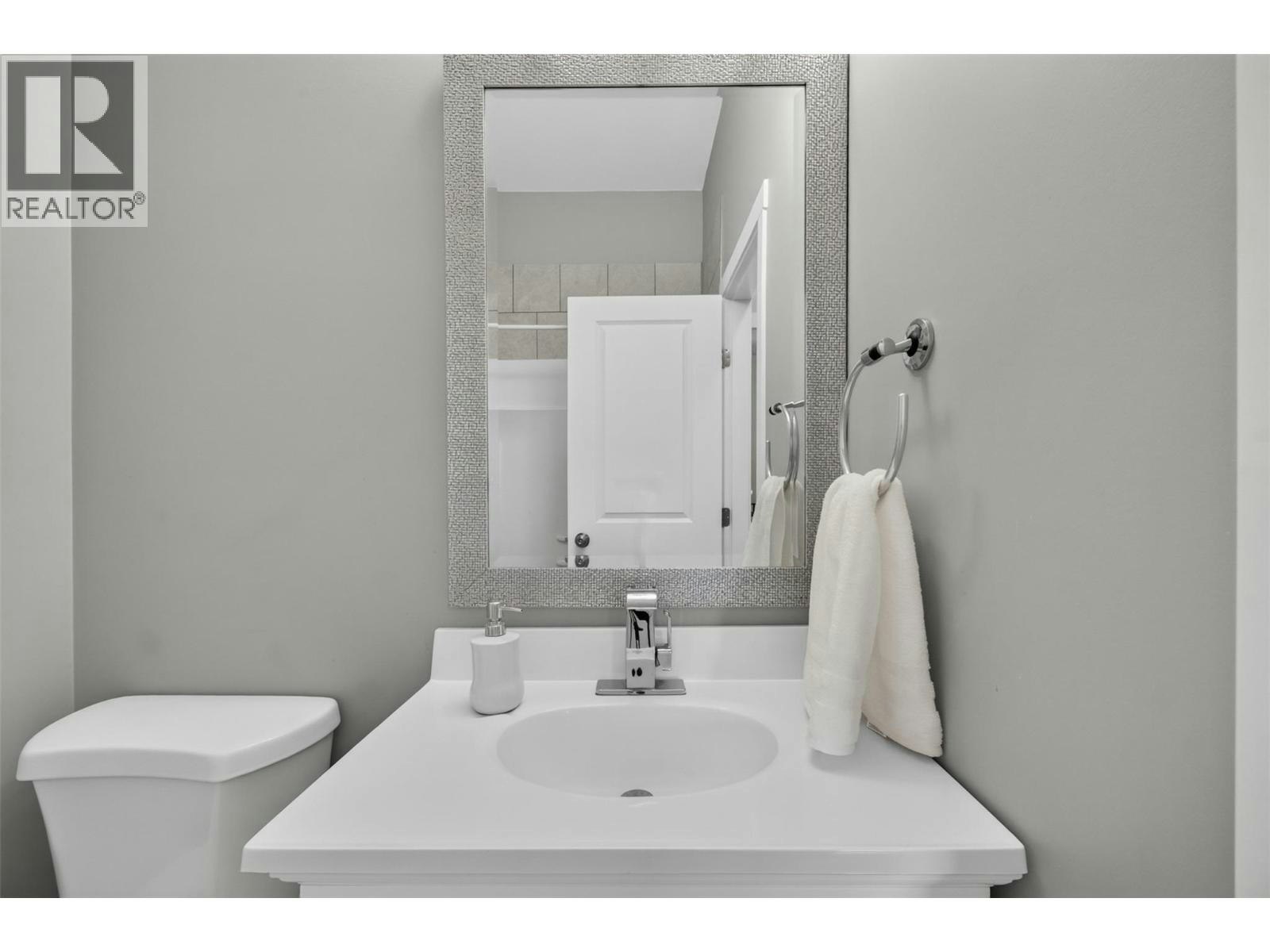 38-2592 Alpen Paradies Road, Blind Bay, BC, V0E 1H1 - 60