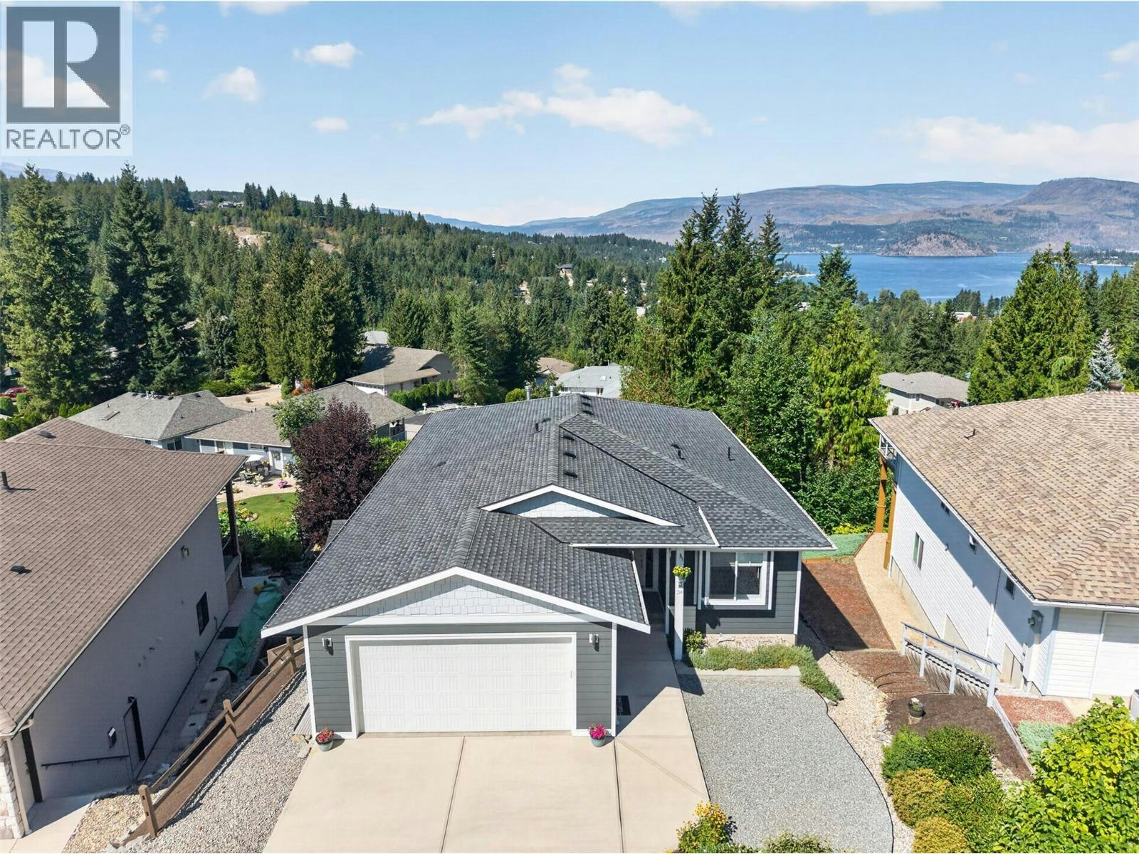 38-2592 Alpen Paradies Road, Blind Bay, BC, V0E 1H1