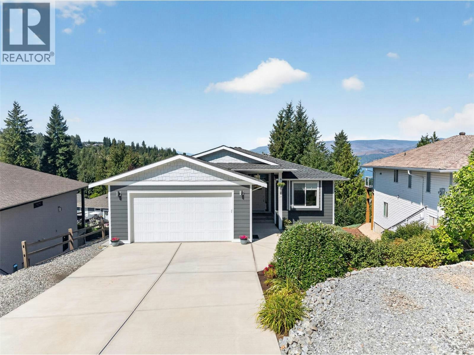 38-2592 Alpen Paradies Road, Blind Bay, BC, V0E 1H1 - 2