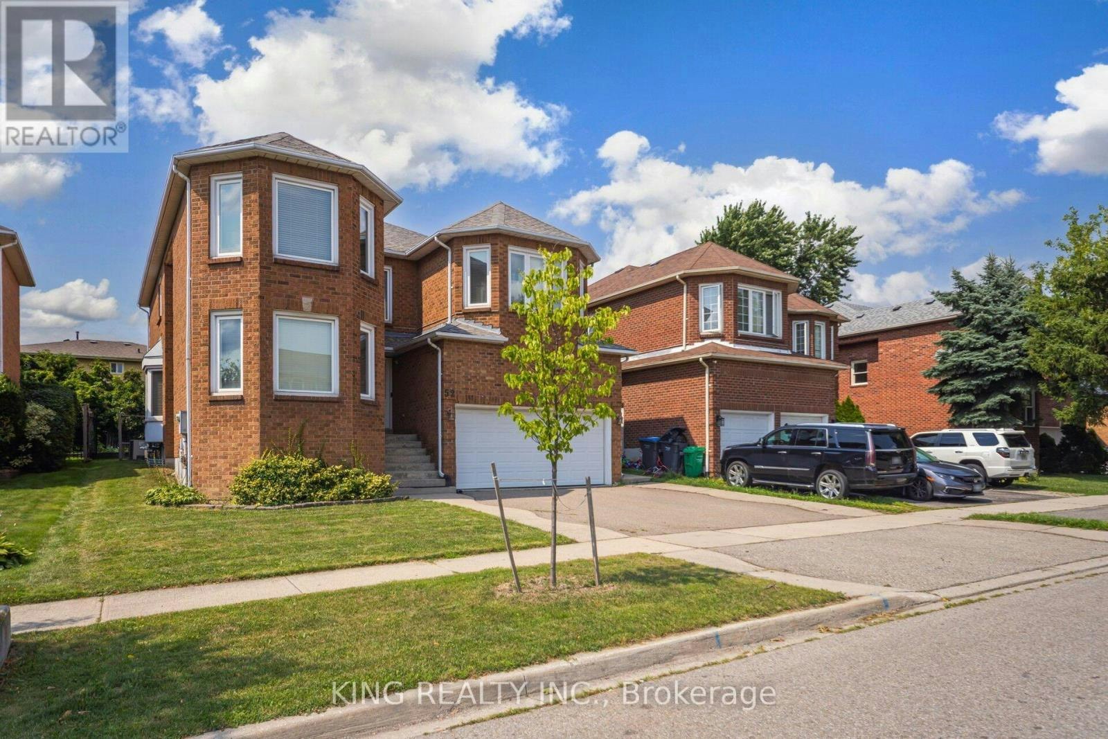 52 Leeward Drive, Brampton, ON, L6S 5V8
