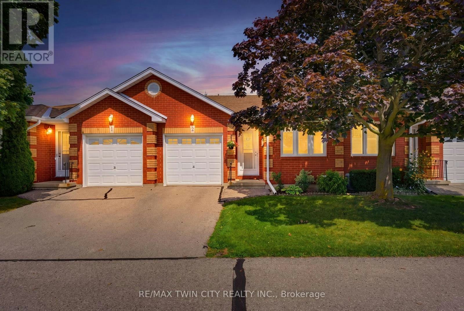 2-1 Buchanan Crescent, Brantford, ON, N3P 2B2