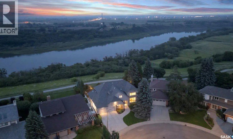 323 Mallin Crescent