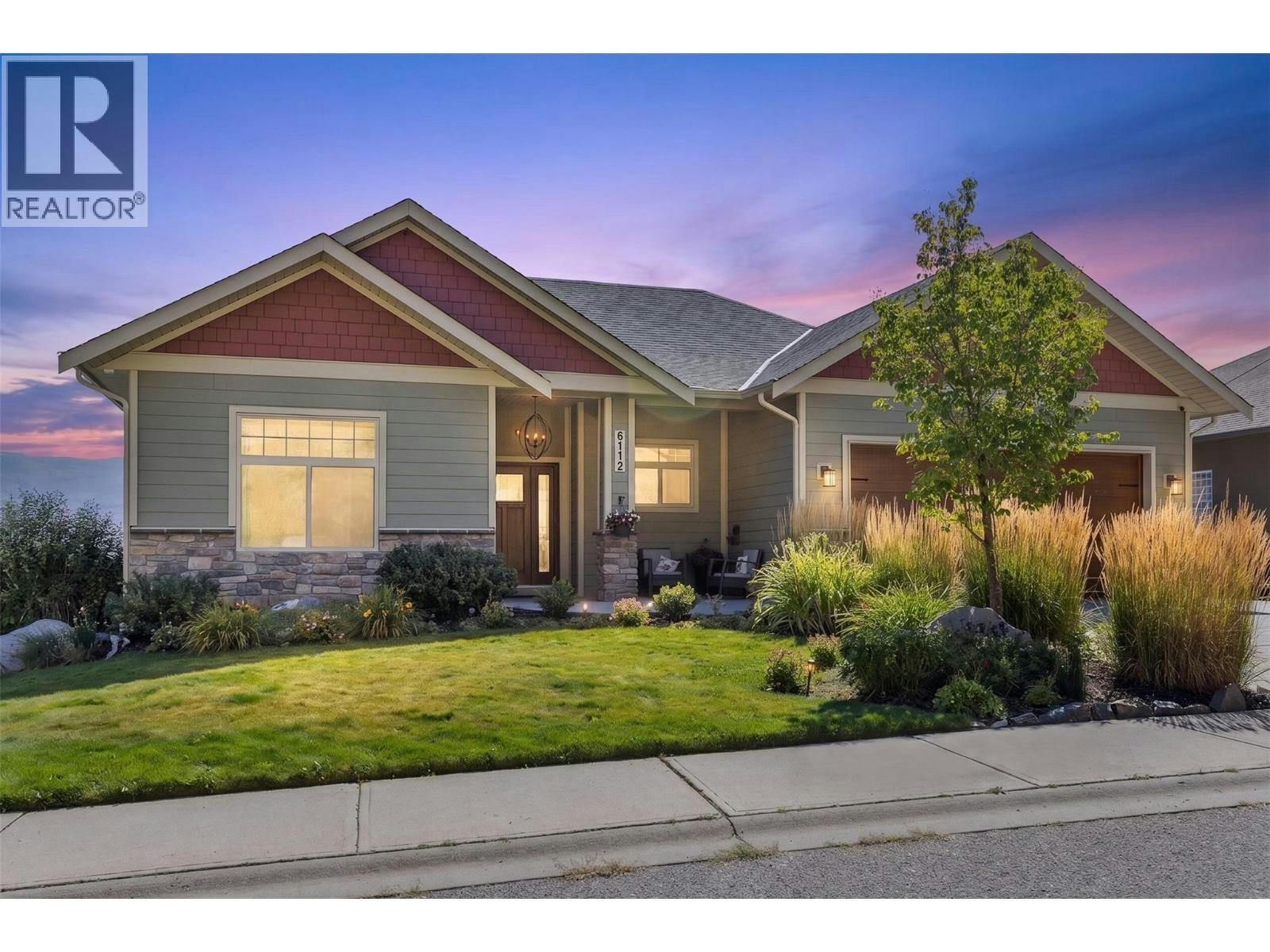 6112 Seymoure Avenue, Peachland, BC, V0H 1X4