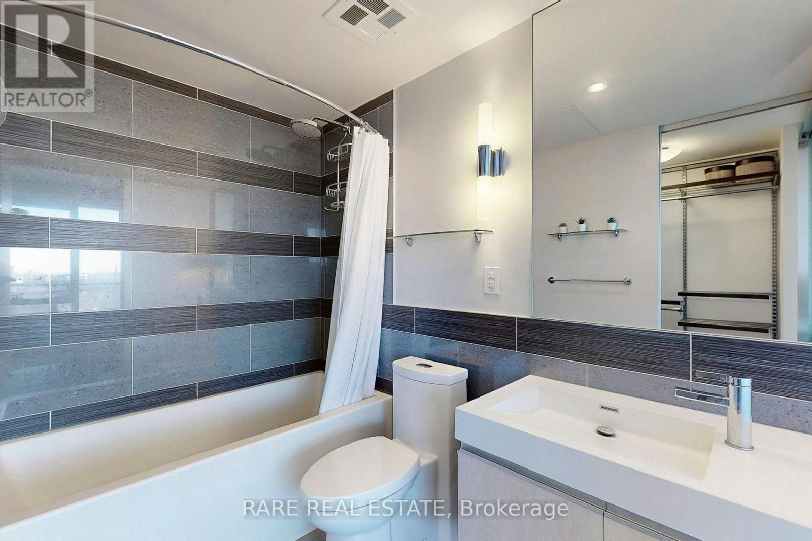 2403-70 Distillery Lane, Toronto, ON, M5A 0E3 - 14
