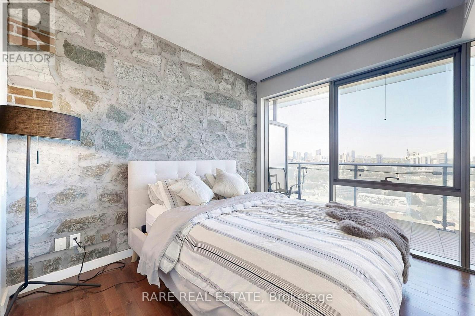 2403-70 Distillery Lane, Toronto, ON, M5A 0E3 - 19