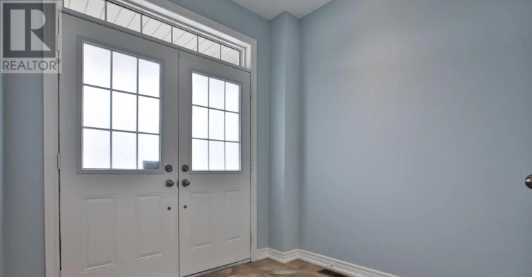 3 Lindvest Crescent, Vaughan, ON, L6A 4N3 - 5