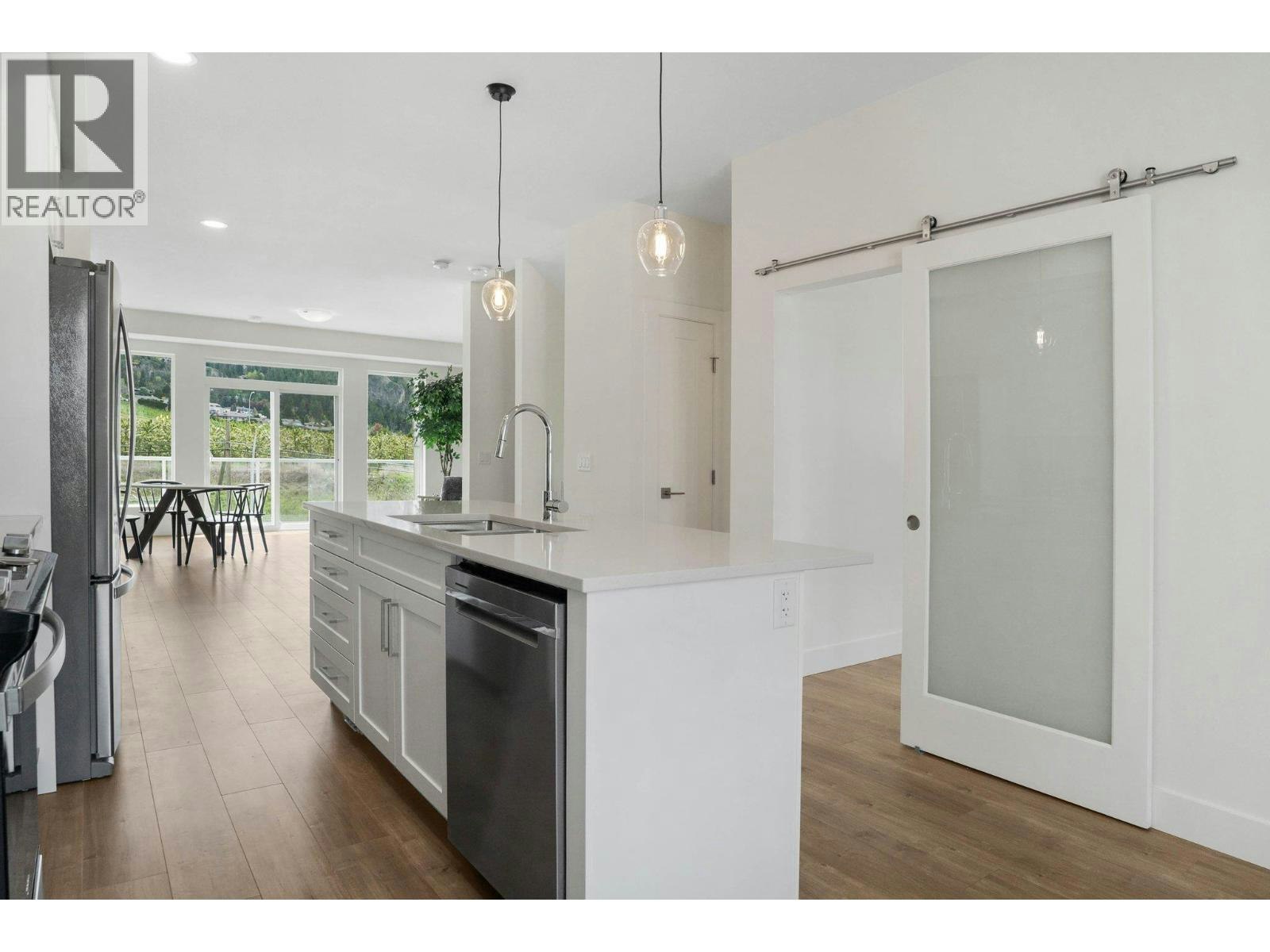 46-720 Valley Road, Kelowna, BC, V1V 0E1 - 10