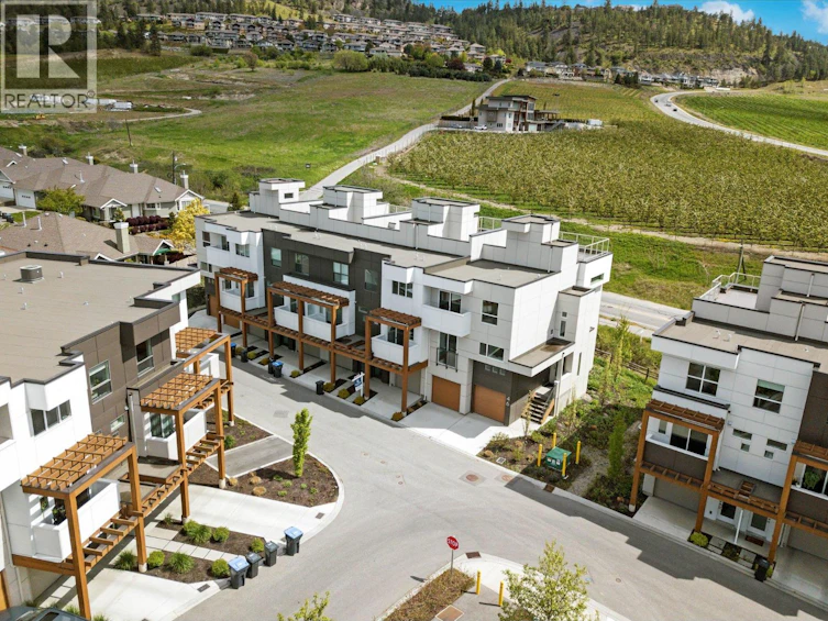 46-720 Valley Road, Kelowna, BC, V1V 0E1 - 46