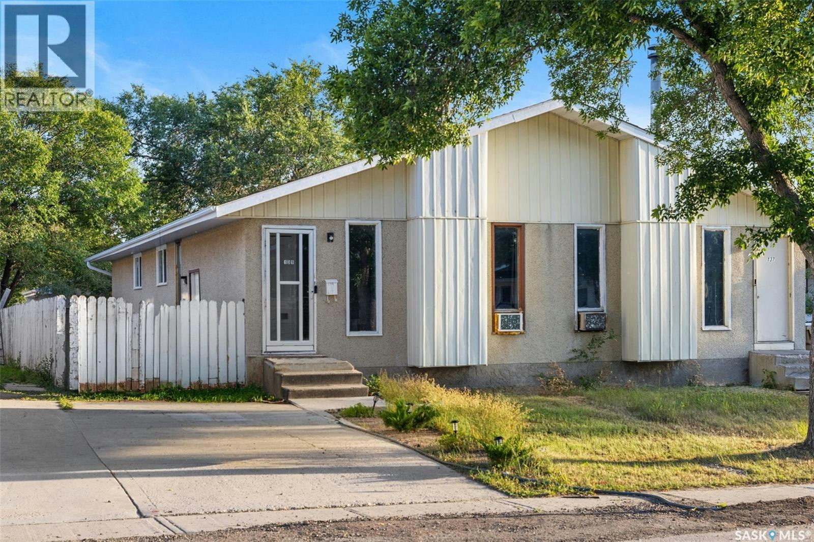 139 Thomson Avenue, Regina, SK, S4N 5L2
