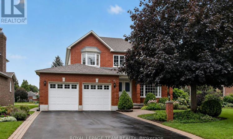 19 Slade Crescent
