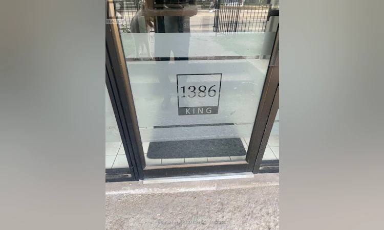 1384 King Street W