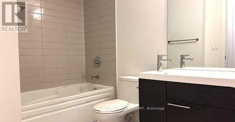 407-30 Nelson Street, Toronto, ON, M5V 0H5 - 9