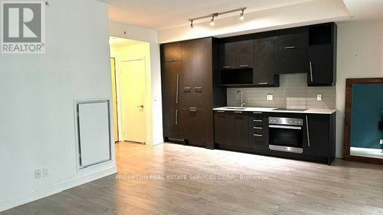 407-30 Nelson Street, Toronto, ON, M5V 0H5 - 12