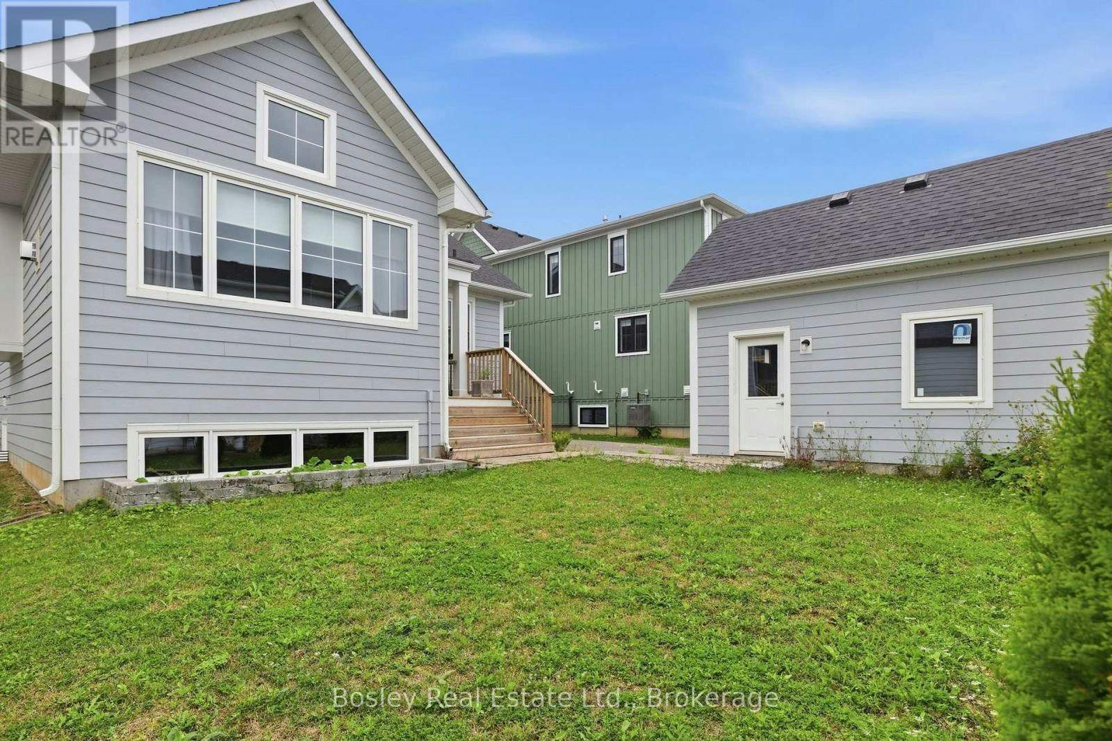104 Sycamore Street, Blue Mountains, ON, L9Y 5S9 - 35