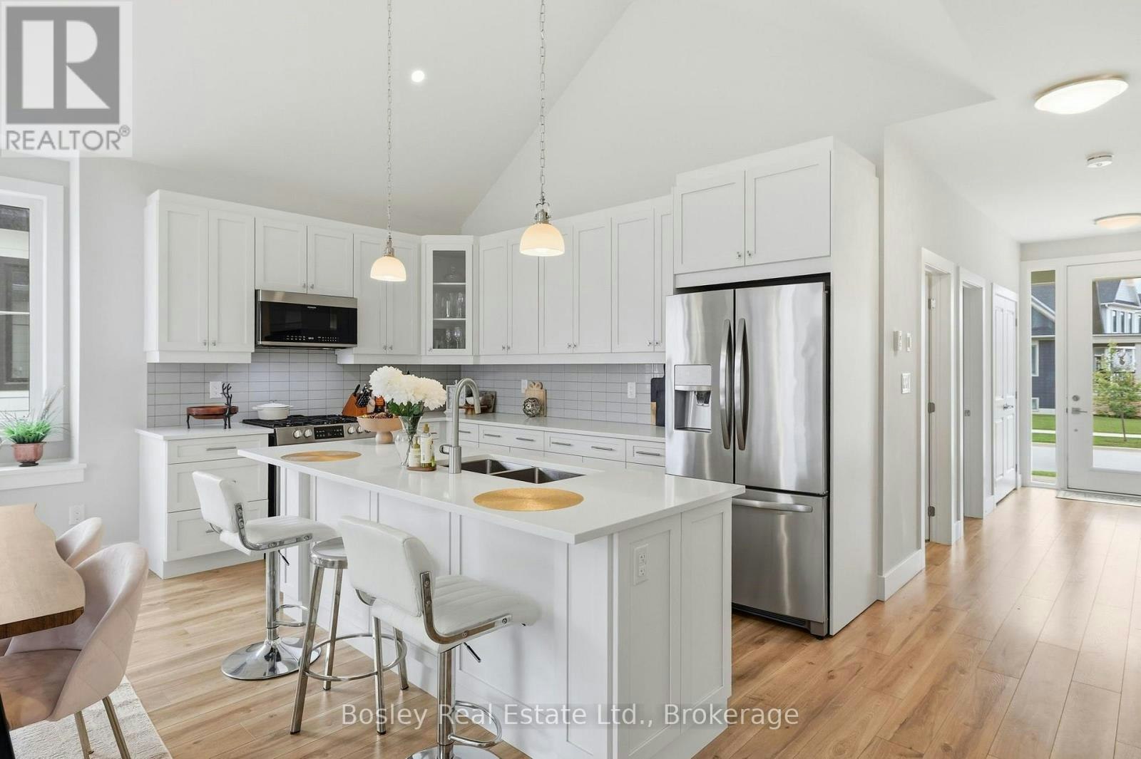 104 Sycamore Street, Blue Mountains, ON, L9Y 5S9 - 26