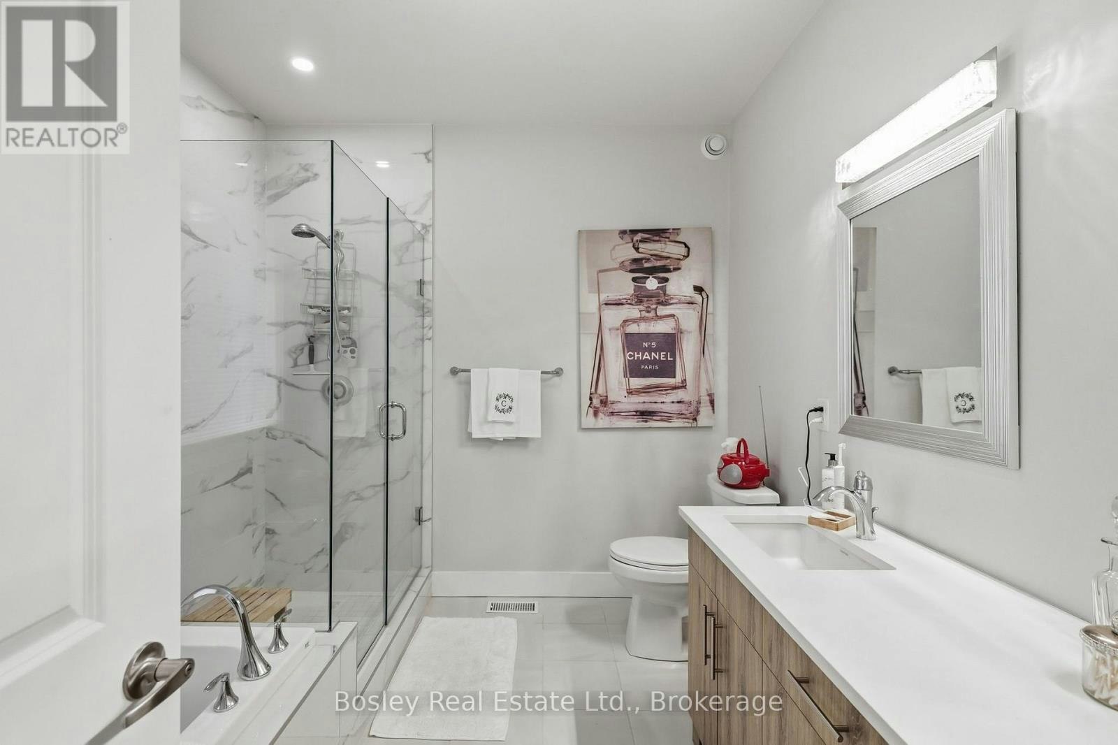 104 Sycamore Street, Blue Mountains, ON, L9Y 5S9 - 12