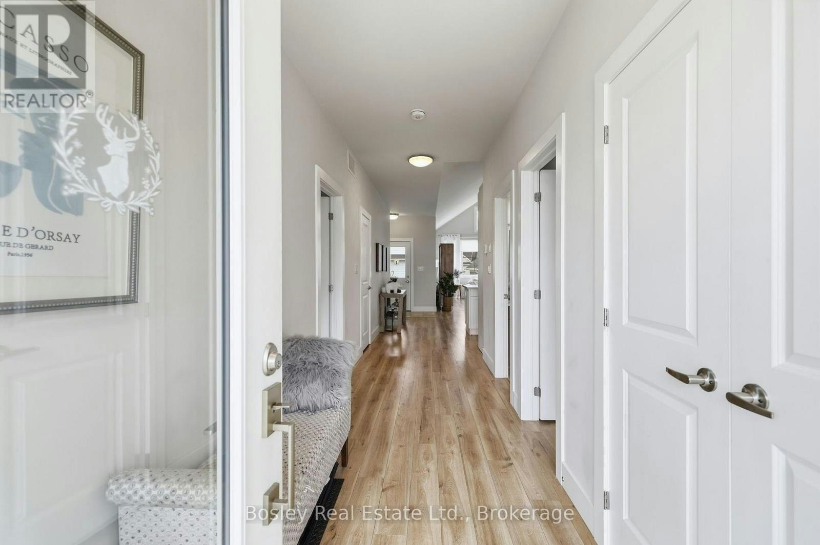 104 Sycamore Street, Blue Mountains, ON, L9Y 5S9 - 4