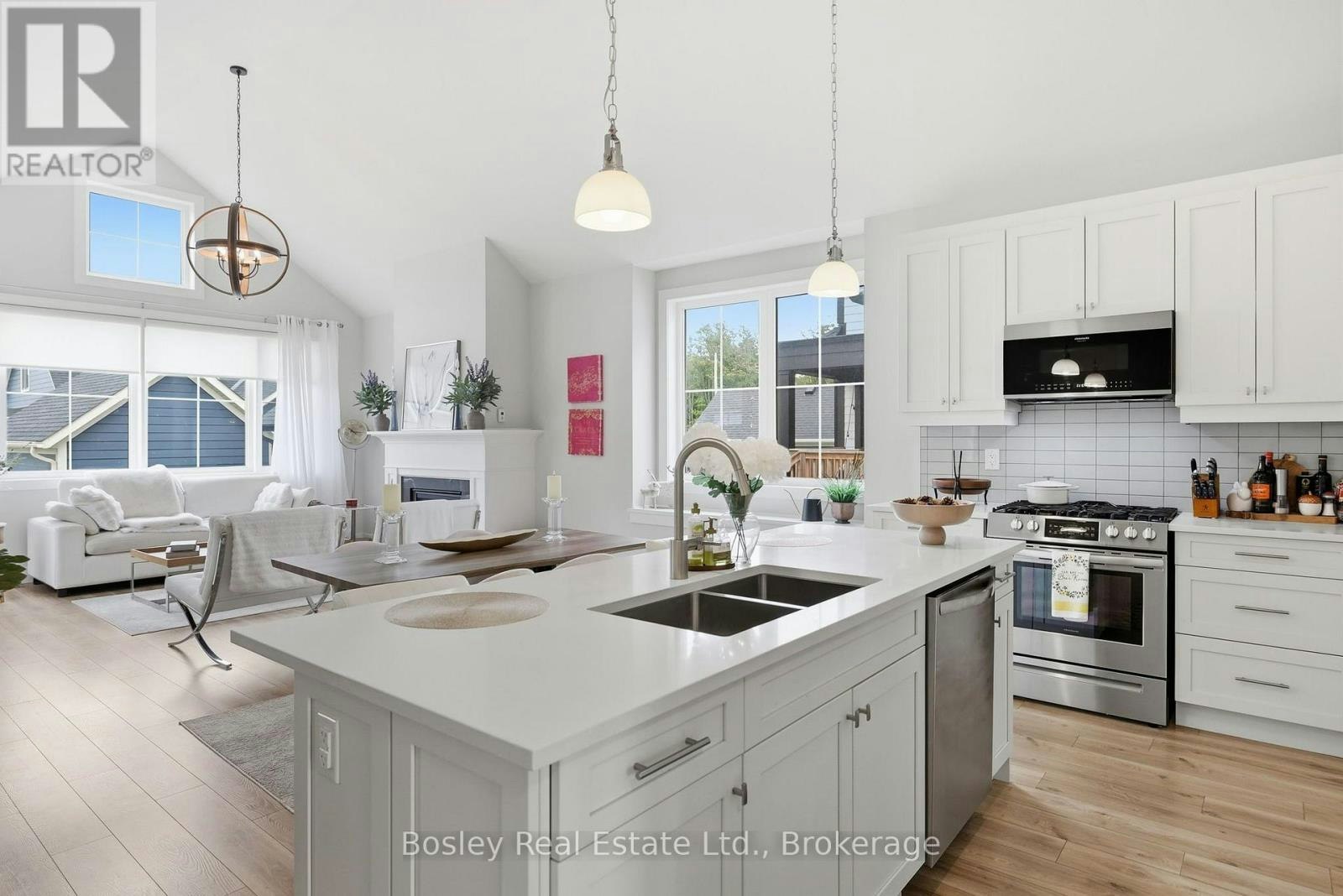 104 Sycamore Street, Blue Mountains, ON, L9Y 5S9 - 20
