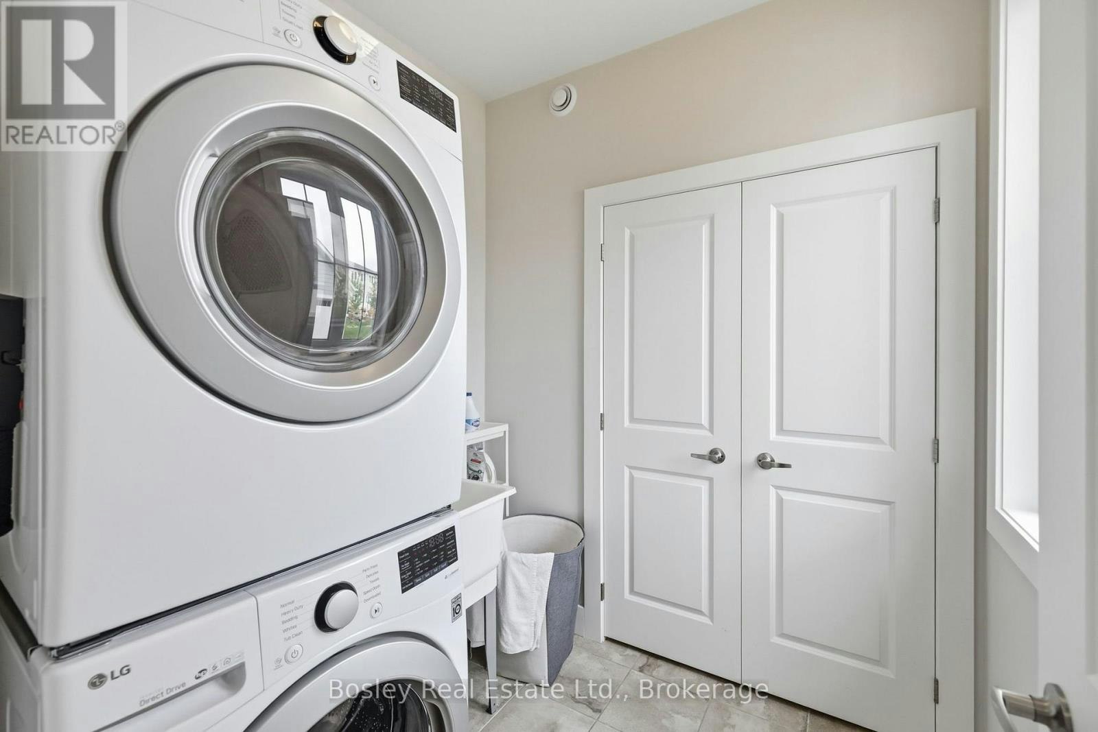 104 Sycamore Street, Blue Mountains, ON, L9Y 5S9 - 33