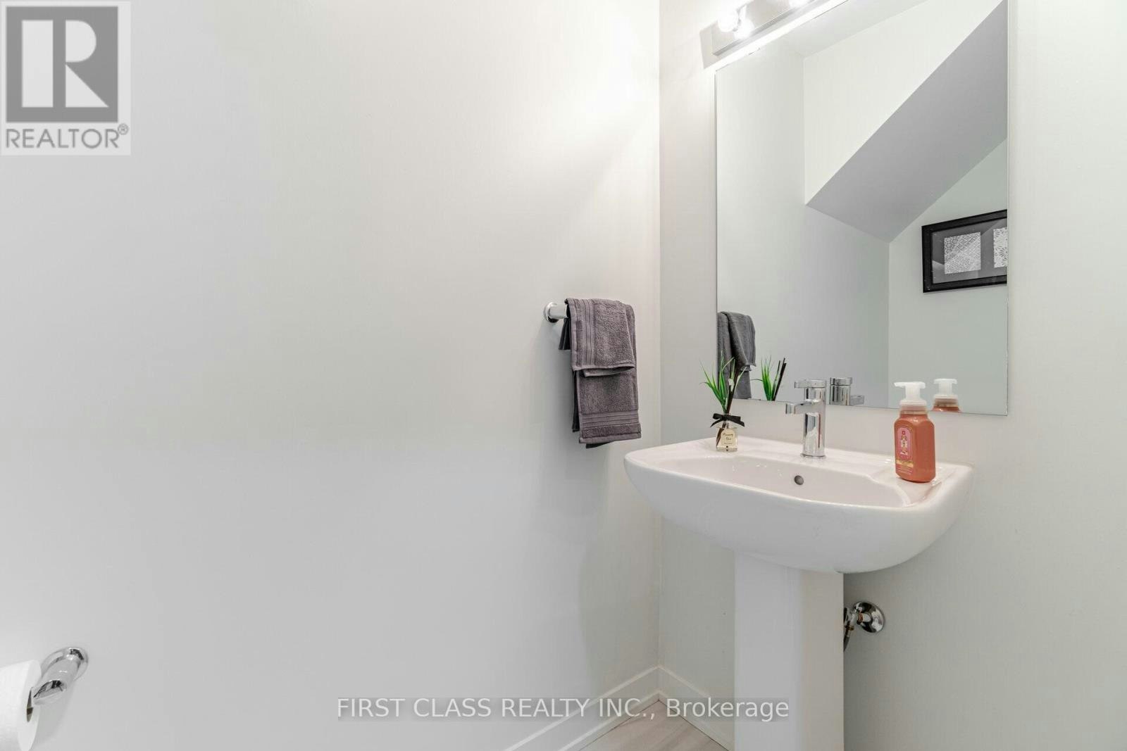 30-3405 Ridgeway Drive, Mississauga, ON, L5L 5T3 - 11