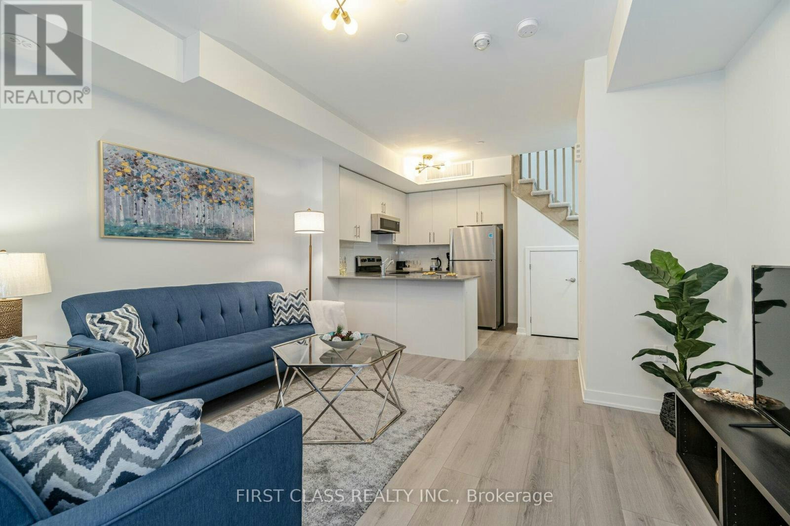 30-3405 Ridgeway Drive, Mississauga, ON, L5L 5T3 - 4
