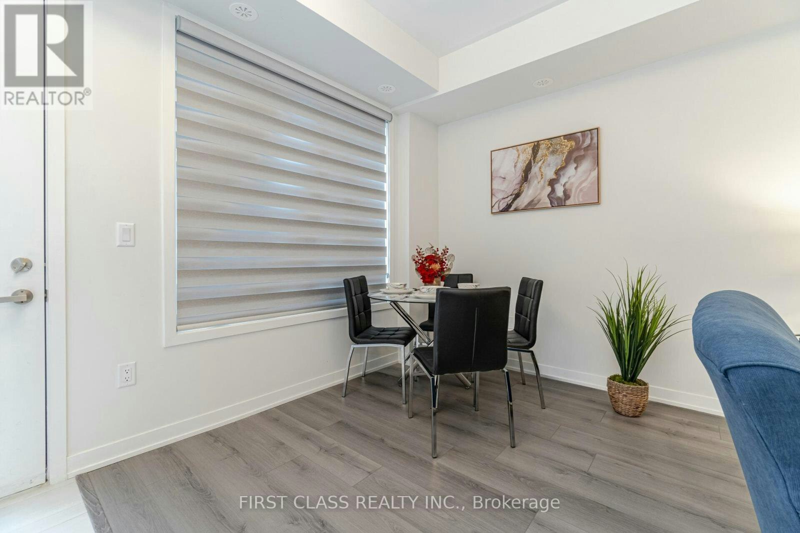 30-3405 Ridgeway Drive, Mississauga, ON, L5L 5T3 - 9