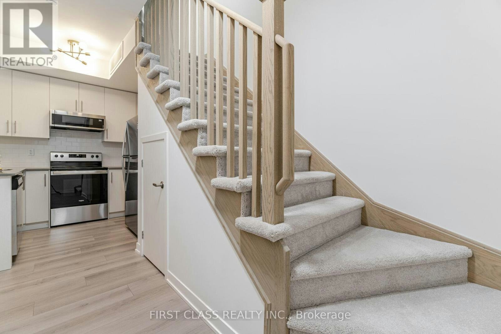 30-3405 Ridgeway Drive, Mississauga, ON, L5L 5T3 - 23