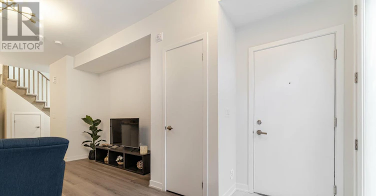 30-3405 Ridgeway Drive, Mississauga, ON, L5L 5T3 - 10