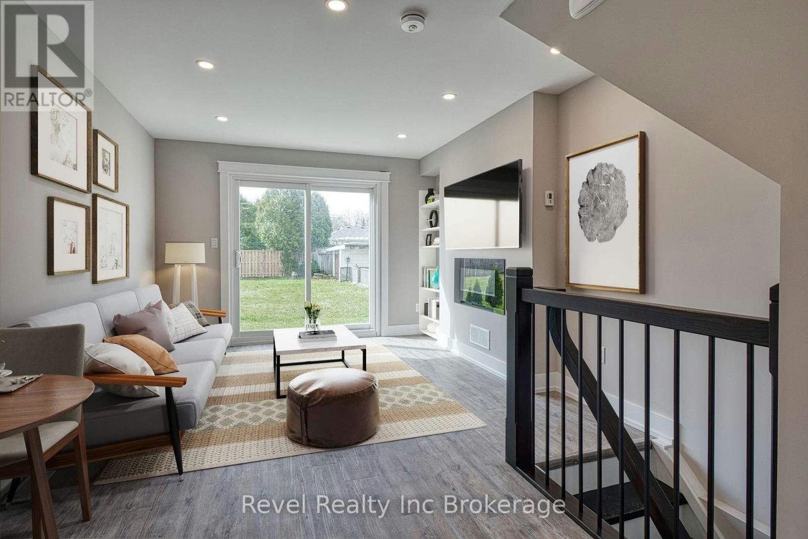 9-226 Clarke Street N, Woodstock, ON, N4S 7M7 - 2