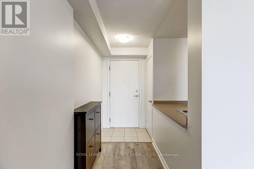 61 Heintzman Street, Toronto, ON, M6P 5A2 - 6