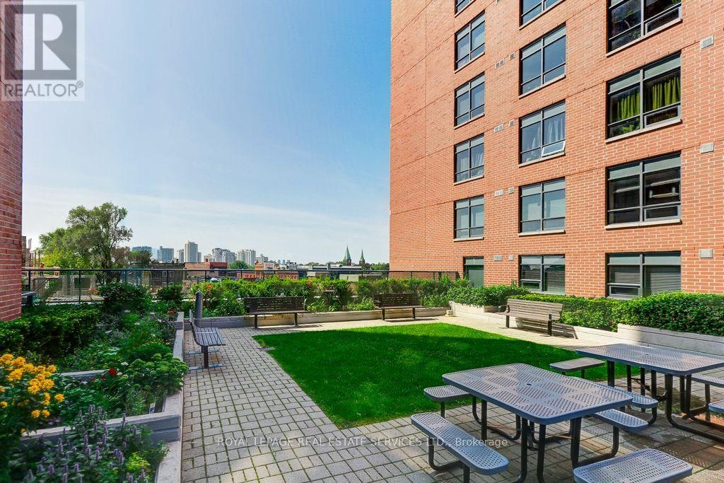 61 Heintzman Street, Toronto, ON, M6P 5A2 - 44