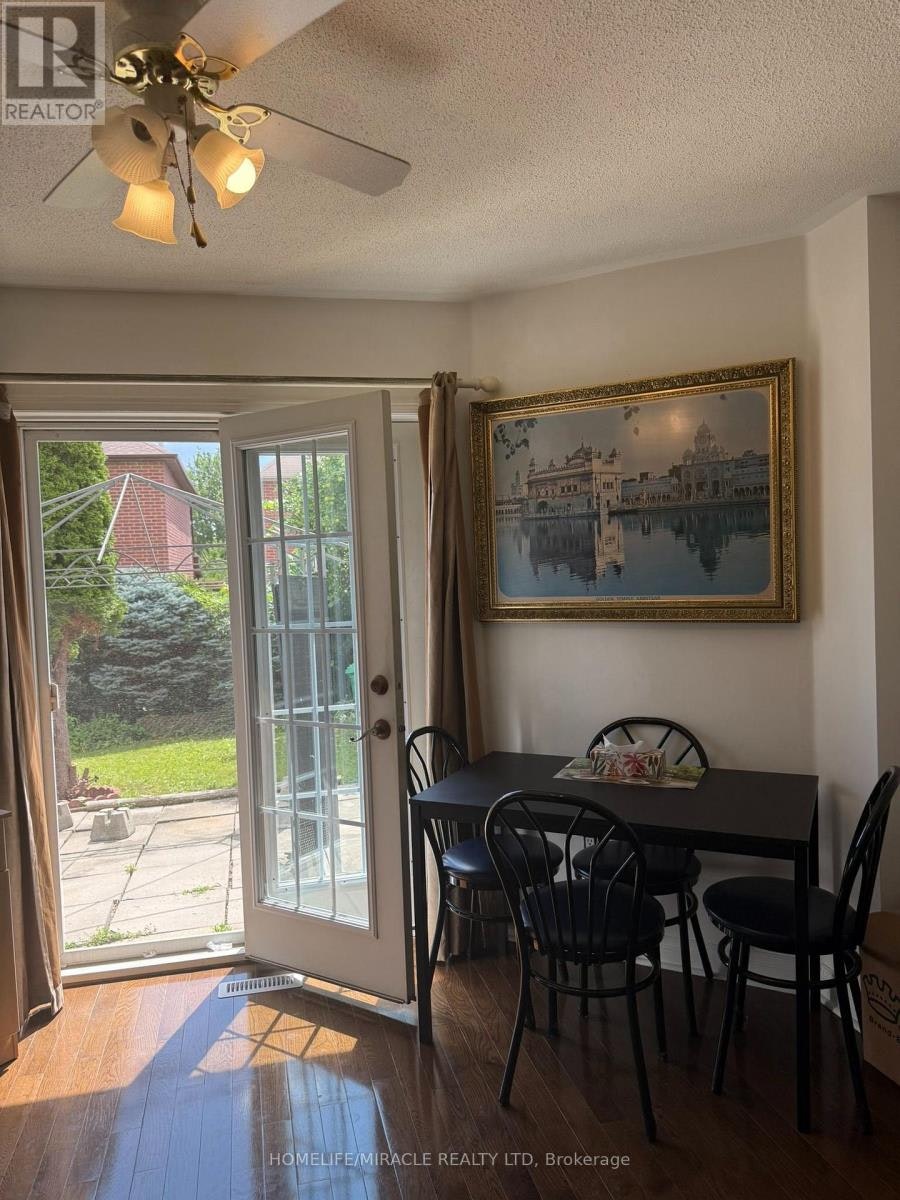 110 Richwood Crescent, Brampton, ON, L6X 4K7 - 10