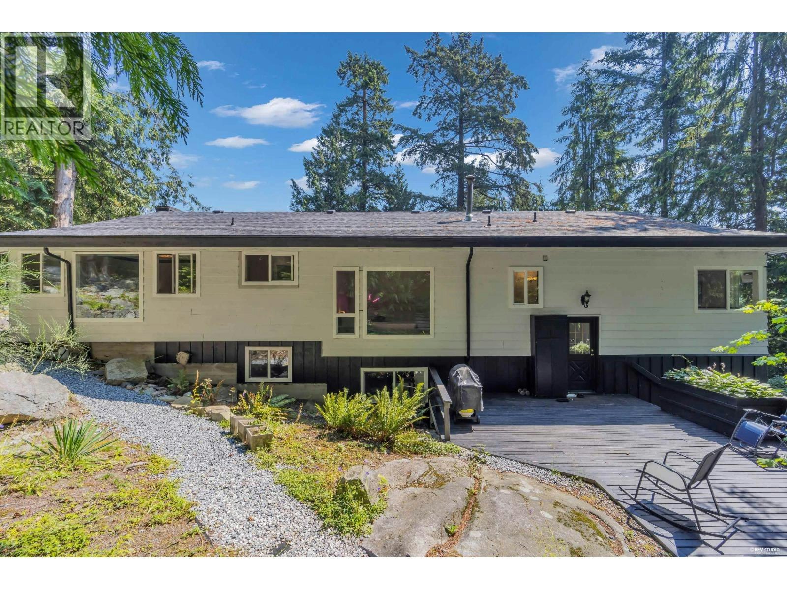 4621 Caulfeild Drive, West Vancouver, BC, V7W 1E9 - 37