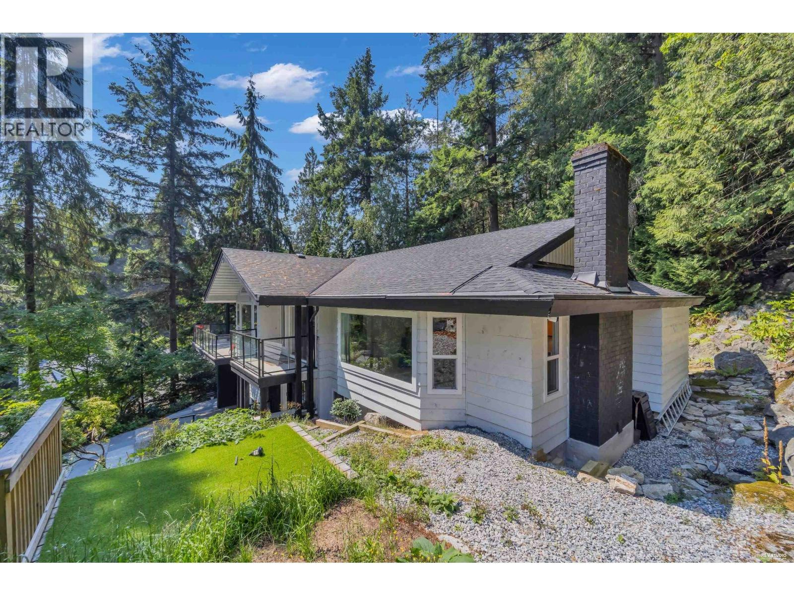 4621 Caulfeild Drive, West Vancouver, BC, V7W 1E9 - 36