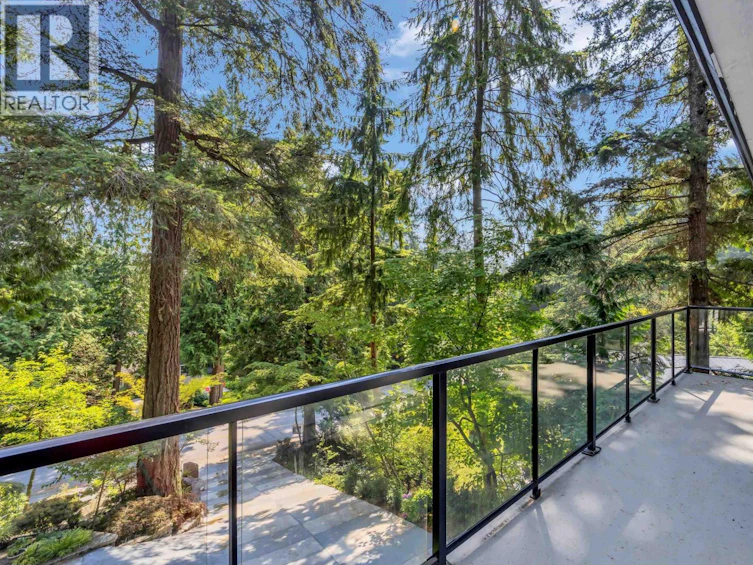 4621 Caulfeild Drive, West Vancouver, BC, V7W 1E9 - 35