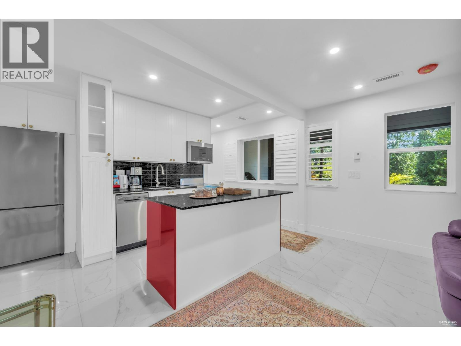 4621 Caulfeild Drive, West Vancouver, BC, V7W 1E9 - 33