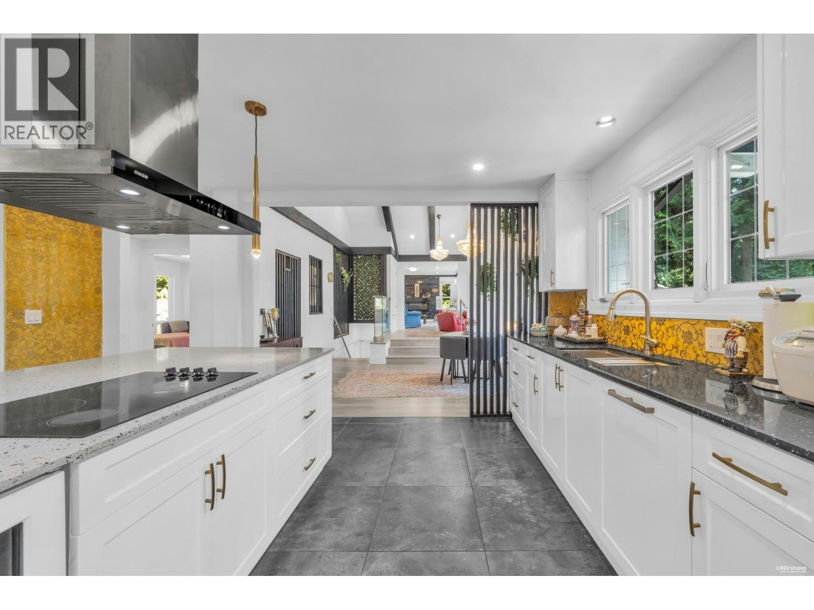 4621 Caulfeild Drive, West Vancouver, BC, V7W 1E9 - 13