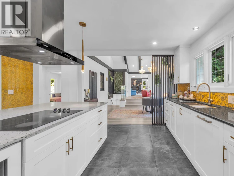 4621 Caulfeild Drive, West Vancouver, BC, V7W 1E9 - 13