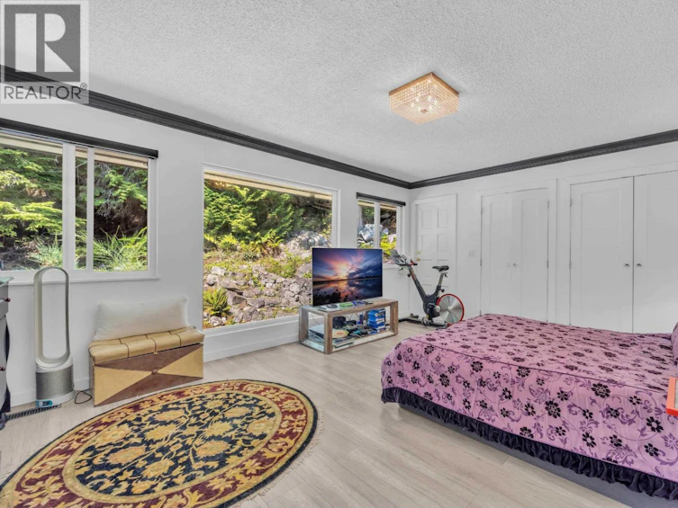 4621 Caulfeild Drive, West Vancouver, BC, V7W 1E9 - 24