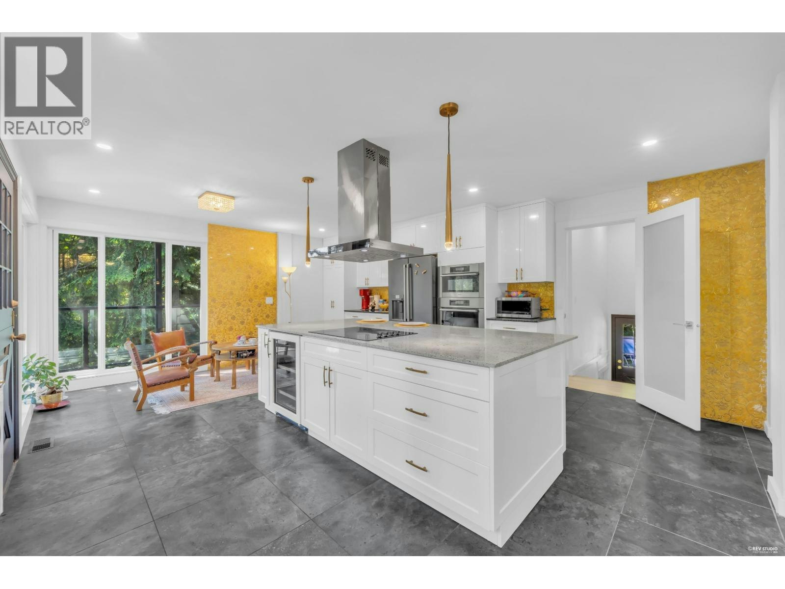 4621 Caulfeild Drive, West Vancouver, BC, V7W 1E9 - 10