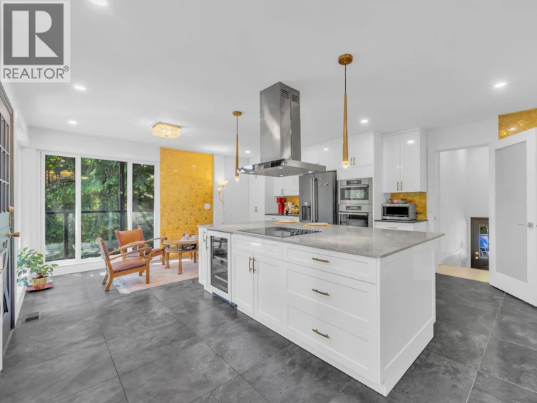 4621 Caulfeild Drive, West Vancouver, BC, V7W 1E9 - 10