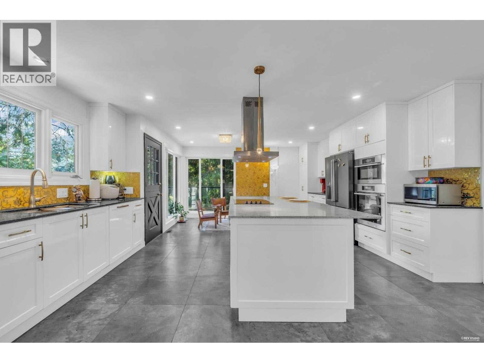 4621 Caulfeild Drive, West Vancouver, BC, V7W 1E9 - 8