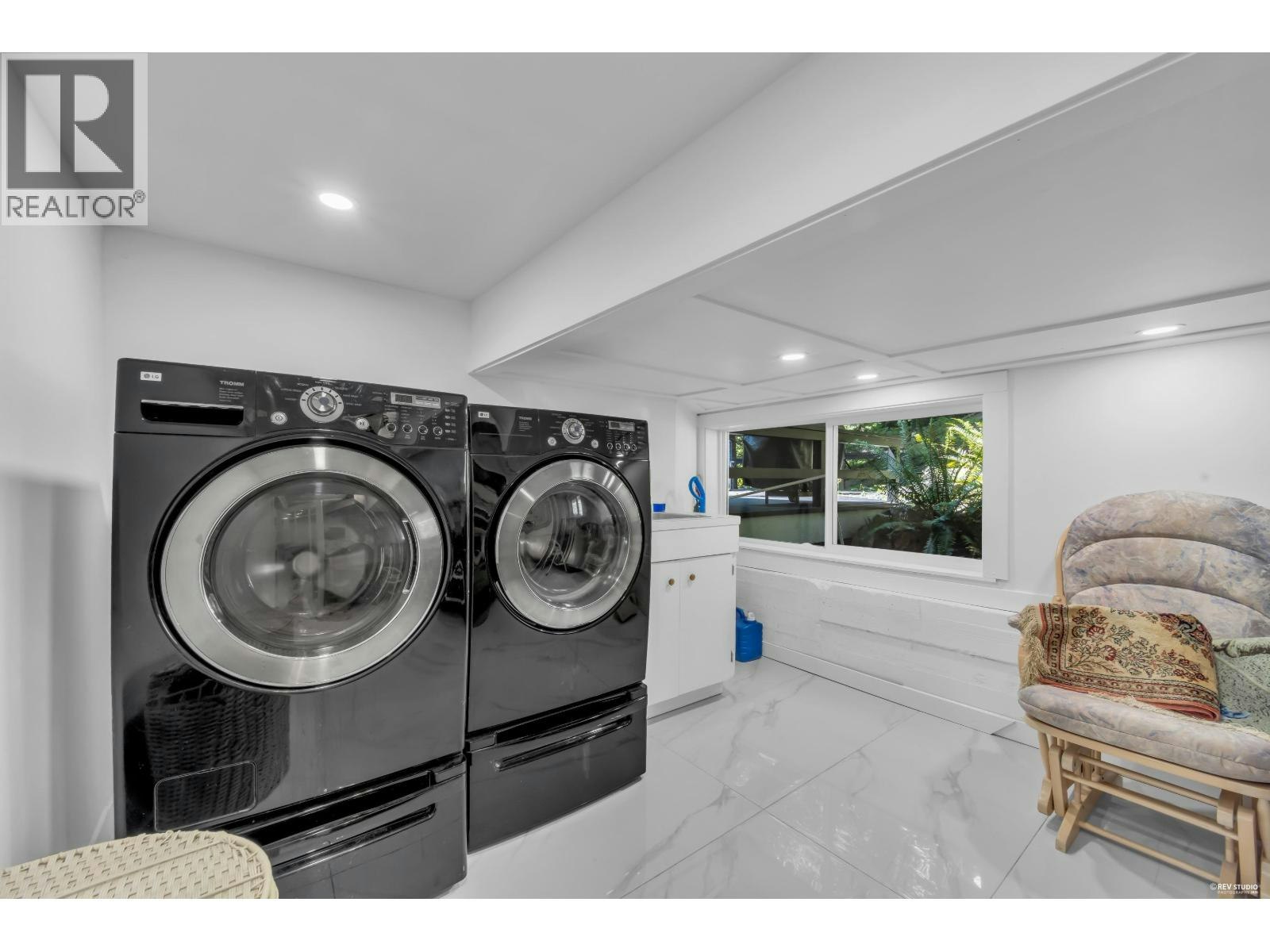 4621 Caulfeild Drive, West Vancouver, BC, V7W 1E9 - 28
