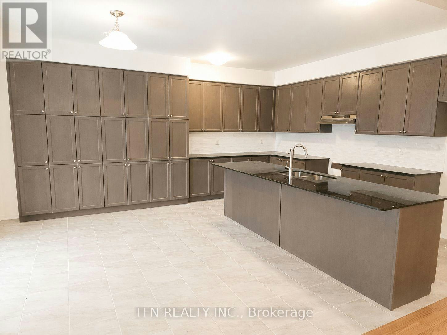 8 Wilmot Road, Brantford, ON, N3T 0K8 - 4