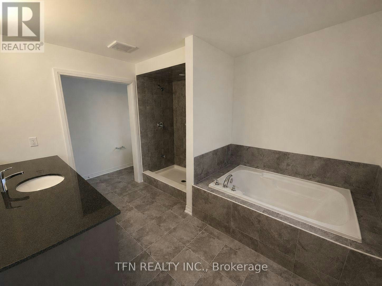 8 Wilmot Road, Brantford, ON, N3T 0K8 - 11