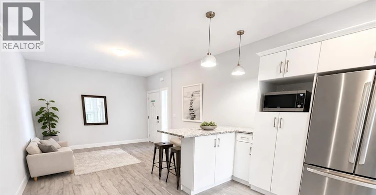 521 Campbell Avenue, Windsor, ON, N9B 2H5