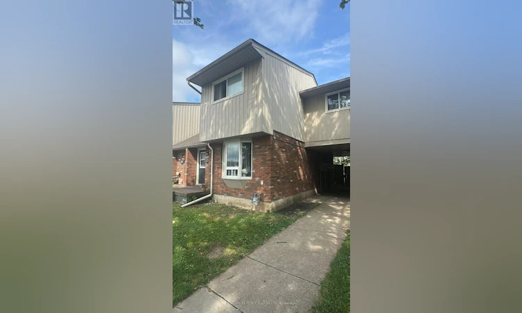 164-100 Brownleigh Avenue