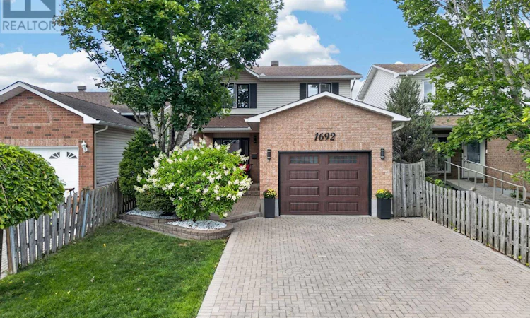 1692 Toulouse Crescent