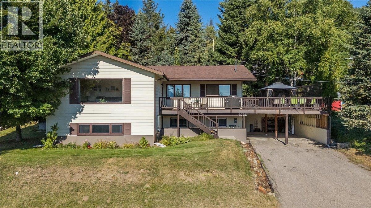 2725 Charlston Street, Rossland, BC, V0G 1Y0