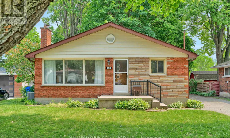 34 Hillcrest Avenue